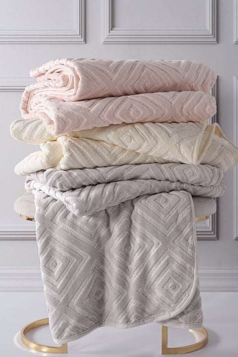 Belura | Çift Kişilik Emboss Battaniye & Yatak Örtüsü | Ekstra Yumuşak | 200x220